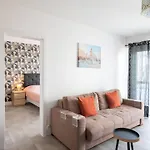 Le 27 - 3*** Cosy A Parking リヨン